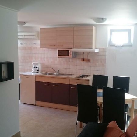 Apartment Sara أوماغ المظهر الخارجي الصورة