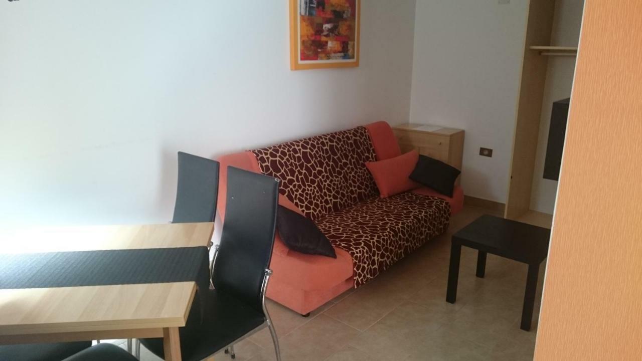 Apartment Sara أوماغ المظهر الخارجي الصورة